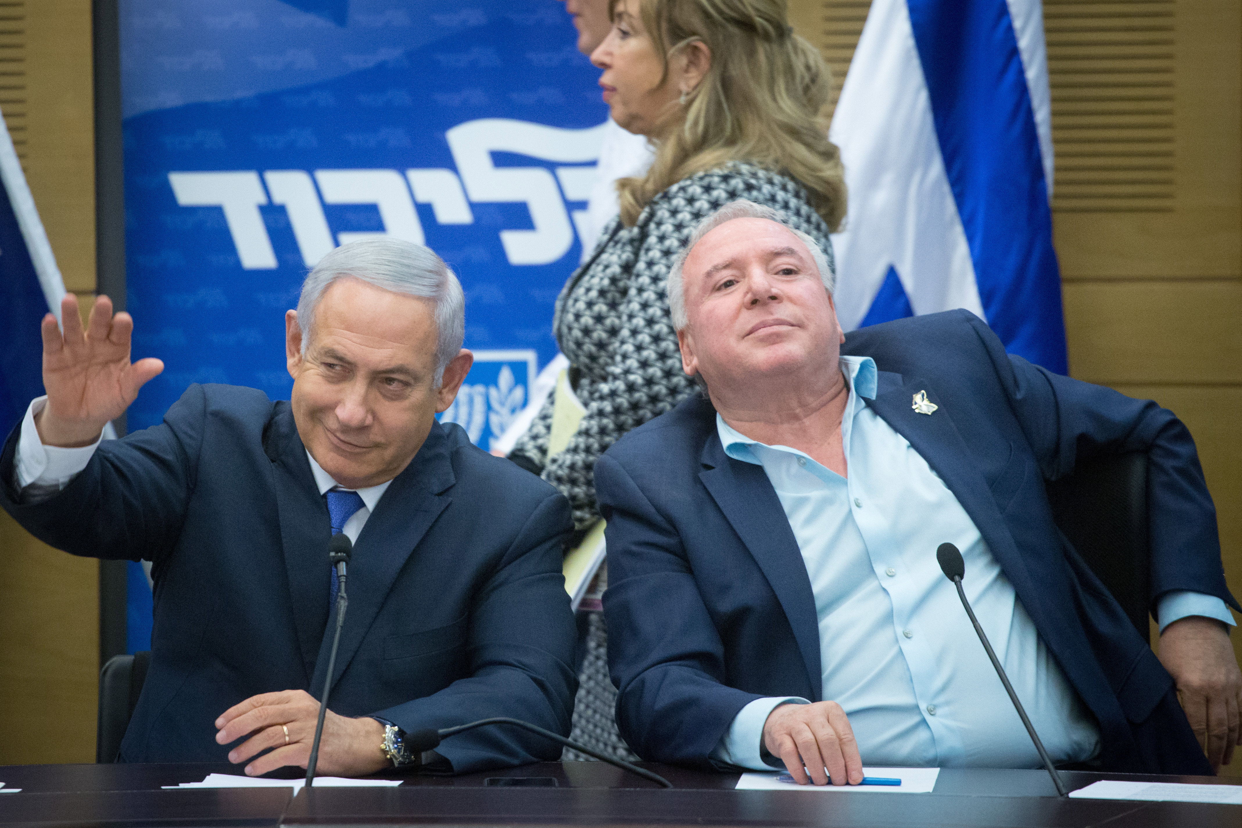 מרים אלסטר, פלאש 90