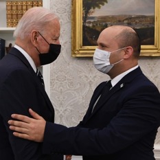 El primer ministro Bennett regresa de Estados Unid