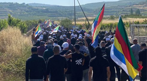 עשרות חיליים דרוזים מחו בכניסה לבסיס ואיימו לעזוב
