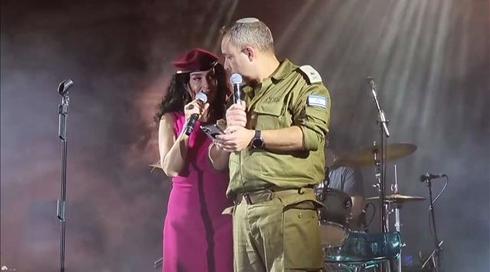 "מלווה אותי לאורך כל השירות הצבאי": הדואט הספונטני של האלוף טולדנו וריטה