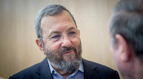 לראשונה: אהוד ברק מסר עדות בפרשת הצוללות