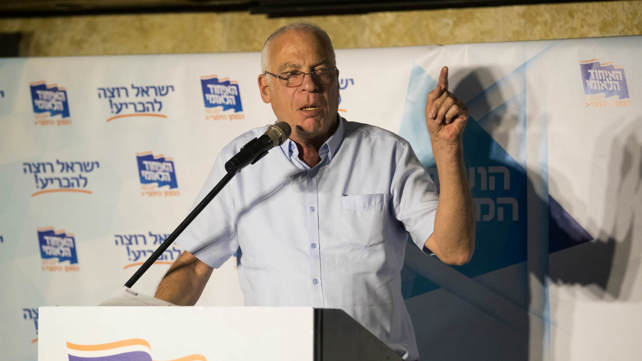 השר אורי אריאל