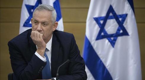 מקורב לגנץ: המטרה - להיות בשלטון כמעט בכל מחיר