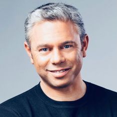 מחבר יאיר ויינרב