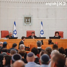 High Court hearing petitions against Ronen Bar dismissal