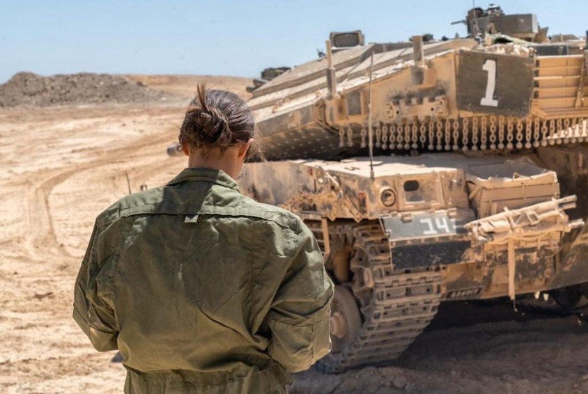 טנקיסטית, לוחמת