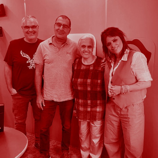 ספיישל שמחת תורה: משה מורד מארח את כוכבה לוי