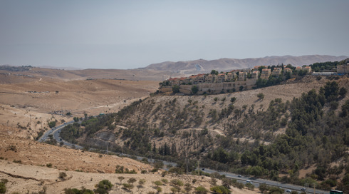 "מהלך ציוני": אושרה תוכנית לבנייה בשטח E1 בין מעלה אדומים לירושלים