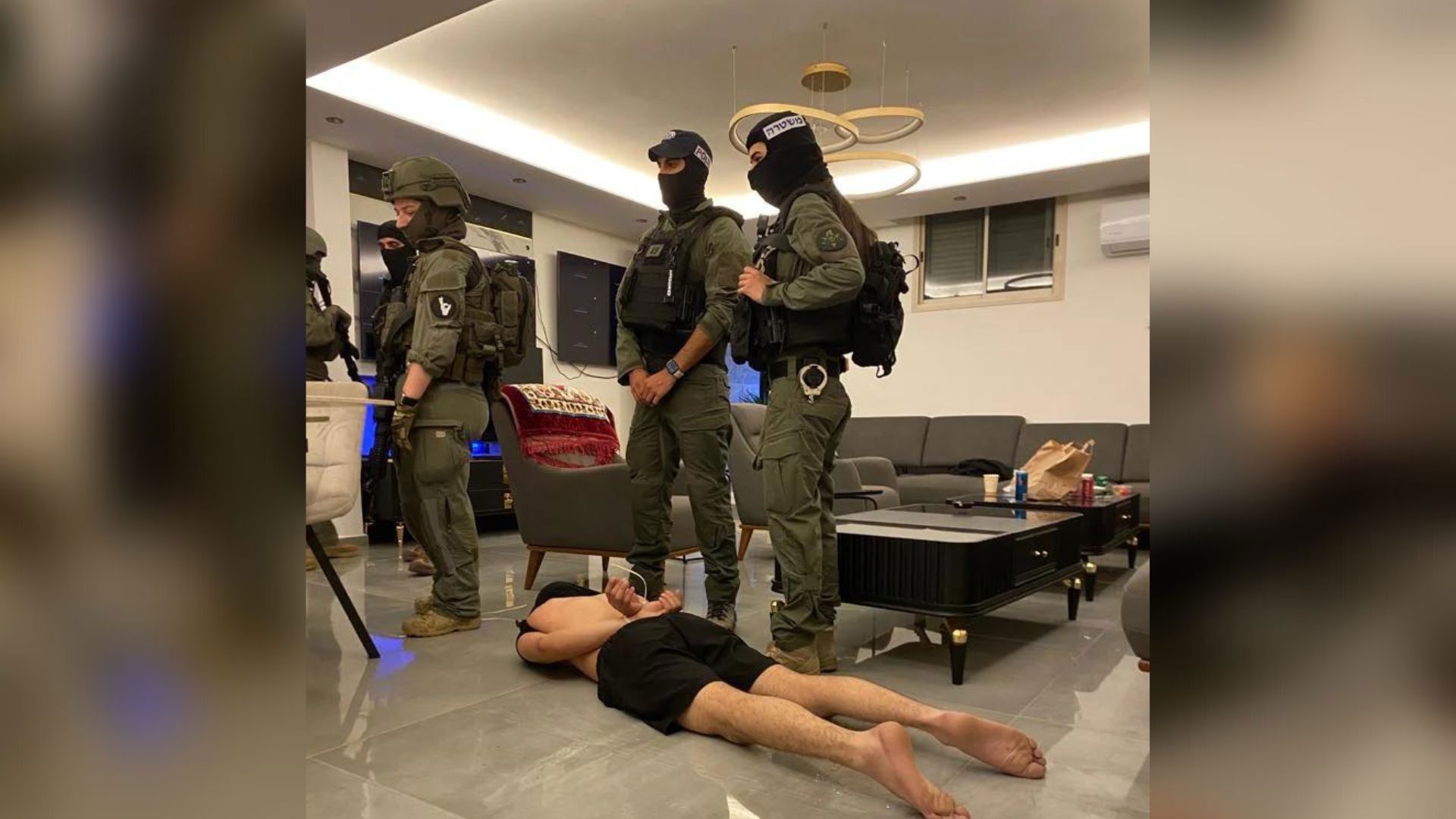 הפשיטה על בית חרירי