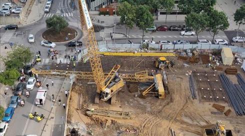 אחד מבעלי המנוף שקרס בתל אביב: "הכול בסדר, לא נפלה שערה" | האזינו