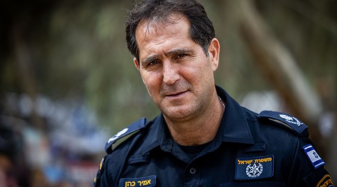 מהמועמדים לתפקיד המפכ"ל הבא: מפקד מחוז המרכז במשטרה הודיע על פרישה