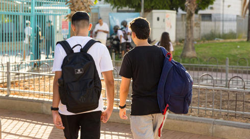 תקרית בתיכון בב"ש: תלמידים צעקו "מוות לשמאלנים" - והושעו