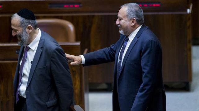 אביגדור ליברמן ואריה דרעי