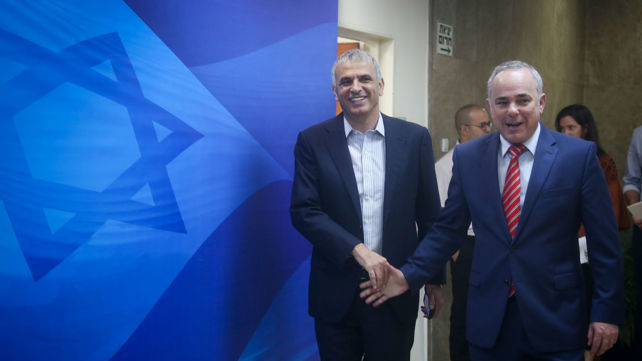 השרים שטייניץ וכחלון