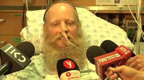 האב שנפצע בפיגוע בדולב משחזר: "היה מטען צד גדול, הכל היה שחור"
