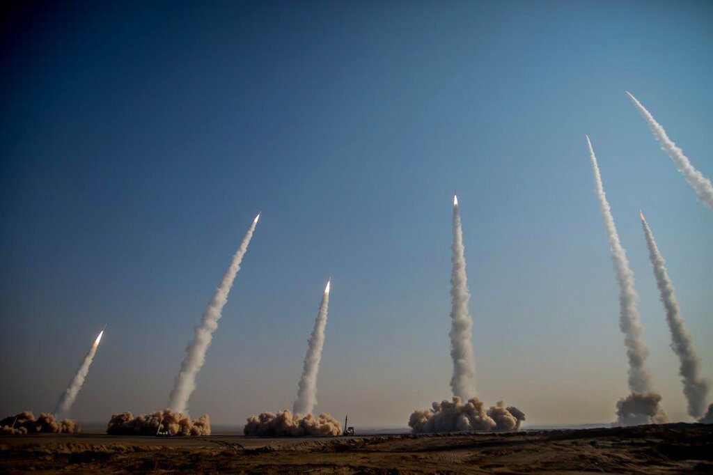 תרגיל שיגור טילים שביצעו משמרות המהפכה באיראן בשנת 2021