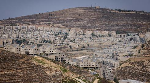 מאבטחים בגבעת זאב נעצרו בחשד לסיוע בהברחת שב"חים