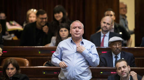 יו"ר הקואליציה למפלגות החרדיות: "נצטרך לרכך את חוק המרכולים"
