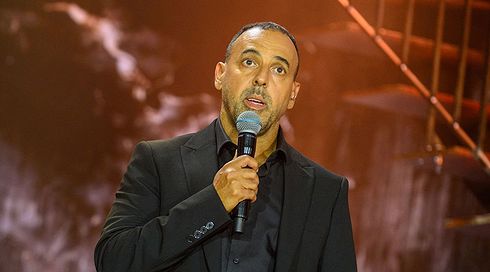 אלי שרעבי בטקס הזיכרון הלאומי של משפחות 7 באוקטובר בפארק הירקון, 07.10.26