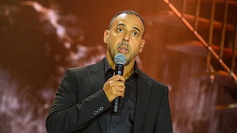 אלי שרעבי בטקס הזיכרון הלאומי של משפחות 7 באוקטובר בפארק הירקון, 07.10.26