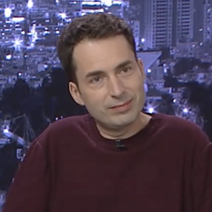 מחבר דניאל סטיופין
