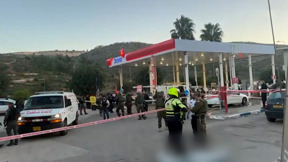 שני ישראלים נרצחו בפיגוע ירי בתחנת דלק ליד עלי