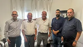 التوقيع على اتفاق فائض أصوات بين المشتركة والموحدة
