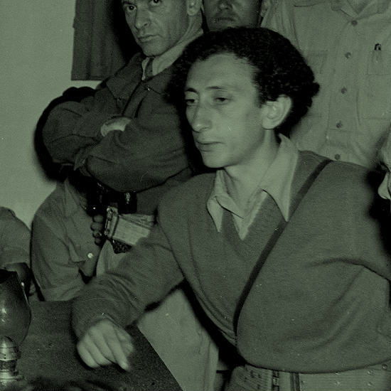 "לי נקם ושילם"