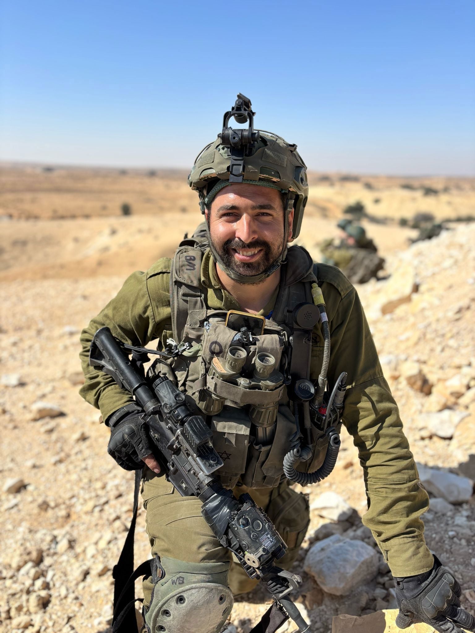 בניהו מלט