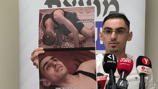 שורד השבי רום ברסלבסקי בכנסת, מאי 2026