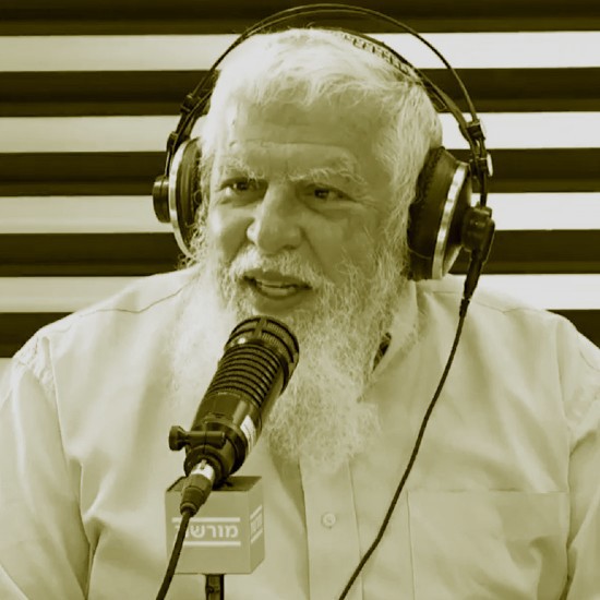 רוח, קרב | אמילי עמרוסי משוחחת עם הרב בני קלמנזון