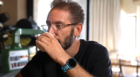 פרק 1 - איך זה שהקפה הנמס של "עלית" שולט בישראל?