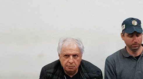 אחרי המעצר: אלוביץ' מכר חלק ממניותיו בבזק