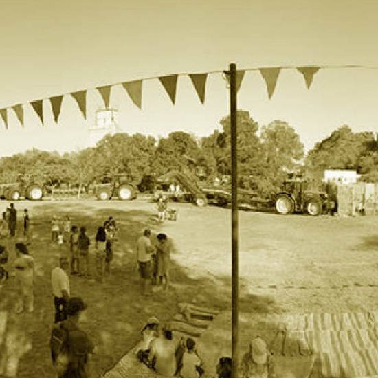תושבת קיבוץ גבולות: "הקהילה פגועה, אז עכשיו להתעסק בבירוקרטיה?"