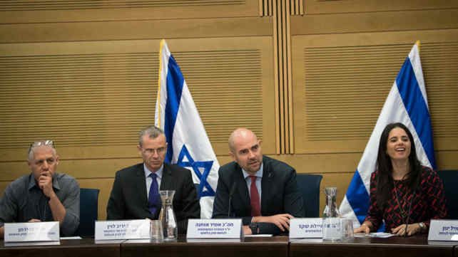 דיון בחוק הלאום