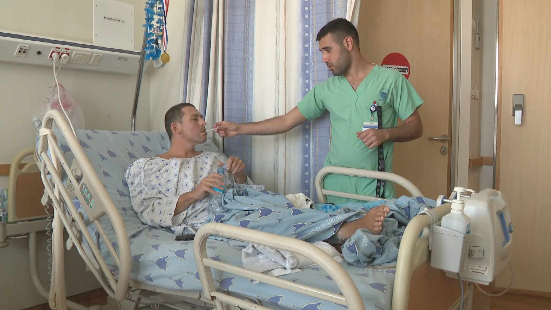 אלי שקולניק, מנופאי שנפצע קשה