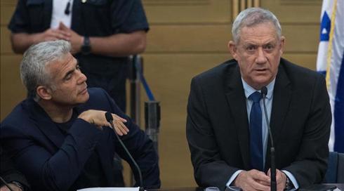 גורמים בכחול לבן: כן לאיחוד עם העבודה, לא למרצ (1)