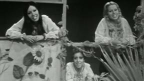 שלישיית שוקולד מנטה מסטיק בסוכה, 1974