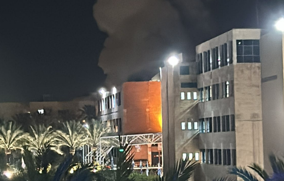 רימון הלם נזרק לעבר ביתו של ויקי עזרא, בעלי מסעדת לחם חביתה בנתניה 