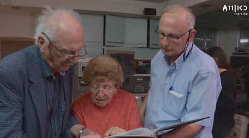 הצלם שתיעד: איך ניצולי השואה מתחילים מחדש את החיים