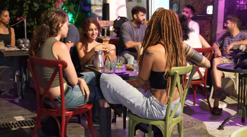 הקרב על כרם התימנים: השכונה שהפכה למוקד בילוי - וכעס התושבים הוותיקים
