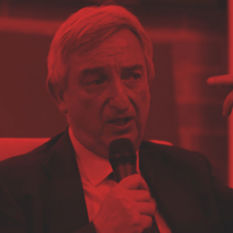 Entrevista a Rafael Dezcallar