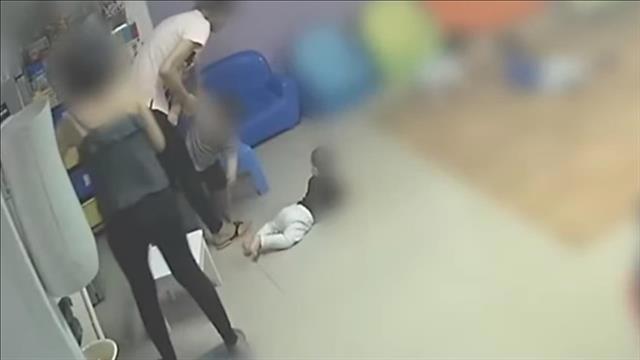 התעללות בפעוטון בראש העין