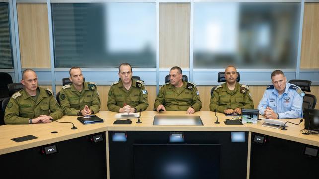 הרמטכ"ל זמיר בהערכת מצב עם חברי פורום מטכ"ל אחרי תקיפת ארה"ב באיראן, 22 ביוני