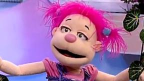 בחצר של פופיק 2 | ידידי טינטן  