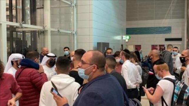 ישראלים מעוכבים בשדה התעופה בדובאי - 7.12.2020