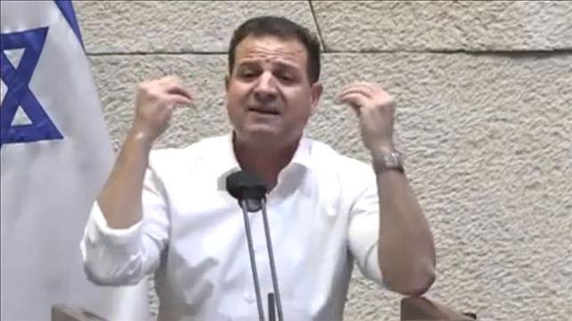 ח"כ איימן עודה במליאת הכנסת בדיון בהצעת חוק בהחמת ענישה לנושאי נשק לא חוקי, 18.11.20