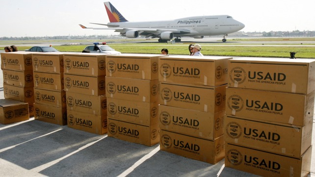 ארגזי סיוע של USAID