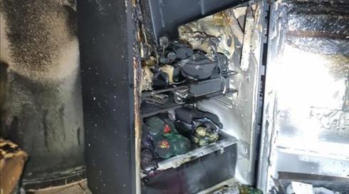 עשרה נפגעים בשריפה בבניין דירות בירושלים