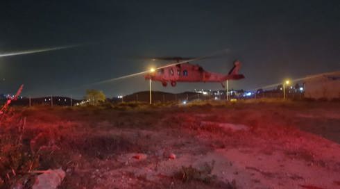 חשד: פעוט פלסטיני ואביו נפצעו קשה מירי מחבלים לעבר עמדה צבאית בבנימין